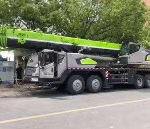 Zoomlion เครนรถบรรทุกแบบยืดหดได้สำหรับวิศวกรรม50ตันปั๊มมอเตอร์แบบมือสอง - Product Image 4