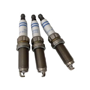 Bougie d'allumage de qualité d'origine OE 9675880780 pour Citroën Berlingo C3 C4 C5 DS3 DS4 <span class=keywords><strong>DS7</strong></span> <span class=keywords><strong>Peugeot</strong></span> 208 2008 308 3008 4008 1.2T - Product Image 1
