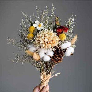 Bouquet de fleurs séchées et préservées sur mesure en coton, pommes de pin et <span class=keywords><strong>Lagurus</strong></span> pour douche nuptiale et centre de table style ferme - Product Image 5