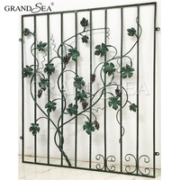 Grille de sécurité pour fenêtre de maison en fer forgé moderne français
