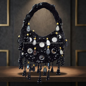 Bolso de Noche Clásico Negro de Media Luna con Cuentas Hechas a Mano, Adornos de Espejo y Borlas, Bolso de Hombro para Fiesta, Ecológico - Product Image 2
