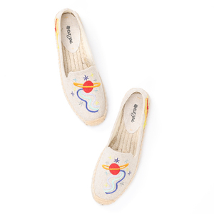 Baskets à plate-forme plate pour femmes brodées de manière exquise Chaussures de ballet de haute qualité Espadrilles personnalisées - Product Image 2