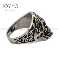 En gros Viking Gothique Crâne Vintage Argent Fine Anneaux En Acier Inoxydable Usage Quotidien Comme Cadeaux pour Hommes