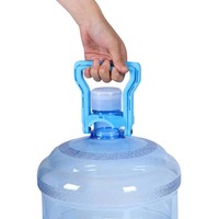 Poignée de transport en plastique pour bidon d'eau potable de 5 gallons, idéale pour les fournisseurs d'eau en gros (commande en gros)