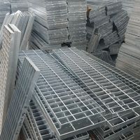 Grille de plancher en acier galvanisé à chaud pour ponts et bâtiments, matériau de construction moderne, fabriquée à Foshan