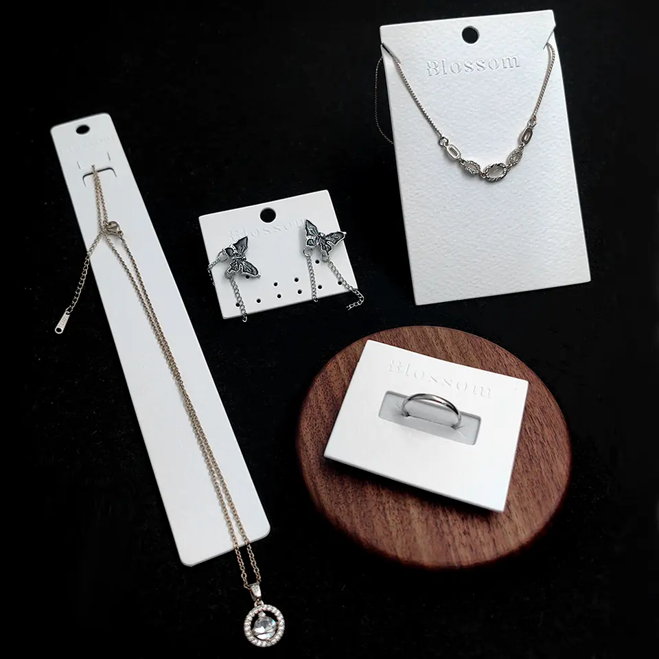 Benutzer definierte Luxusmarke LOGO Schmuck Ohrringe Display Karte Ring Halskette Armband Hängende Tags Pflege karte Preis Aufkleber
