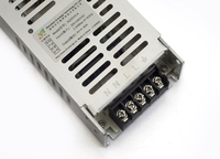 Блок питания G-Energy 5V40A 200W для LED-дисплеев, сертифицированный CE/RoHS/FCC, яркость 2500 кд, для использования внутри помещений, гарантия 3 года