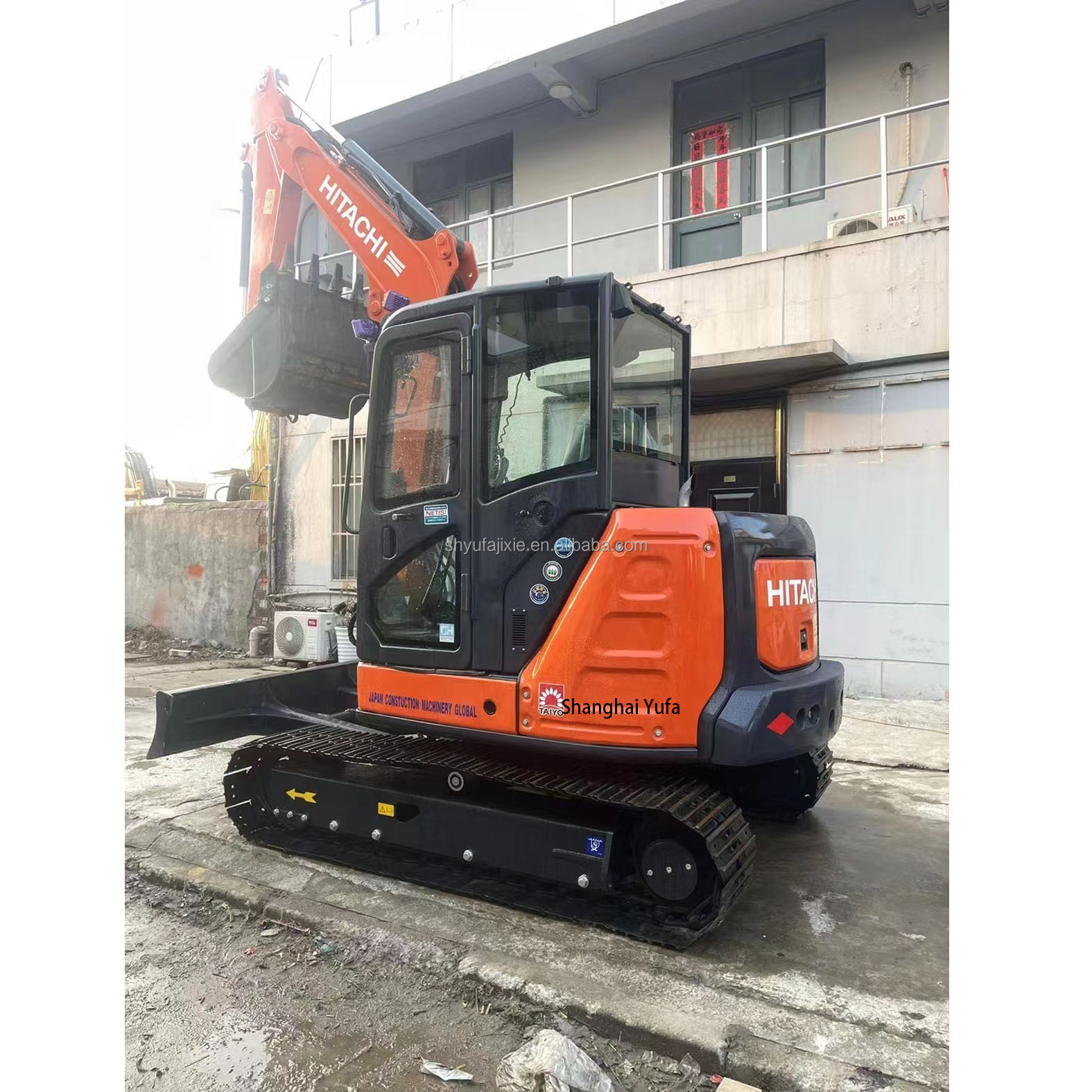 Used Hitachi ZX68USR Mini Excavator - Low Price, Good Condition, 1