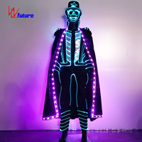 Ensemble Cape, Chapeau et Masque de Magicien de Cirque LED – Tenue Néon Futuriste pour Spectacle Scénique, Carnaval et Fête d'Halloween