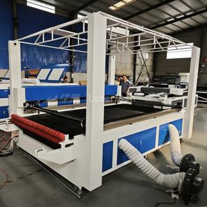 Tissu alimentation automatique 1800*2500mm Co2 Laser découpe Machine de gravure pour Textile cuir tissu coupe Machines chaussures faisant - Product Image 3