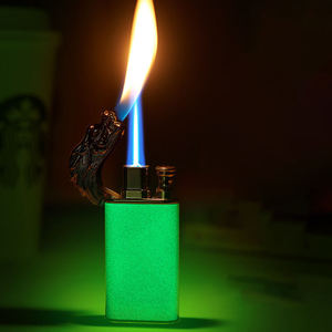 Briquet torche métallique rechargeable avec têtes <span class=keywords><strong>de</strong></span> tigre et <span class=keywords><strong>de</strong></span> dragon, double flamme avec mode réglable - Product Image 5