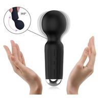 Großhandel Erwachsenen-Klitoris-Vibrator Massagestab USB Aufladbar 100% Wasserdicht 20 Frequenzen