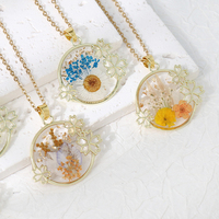 Kalung Bunga Sakura Stainless Steel Trendy Buatan Tangan Liontin Resin Bunga Asli Aksesoris Musim Semi Romantis untuk Wanita