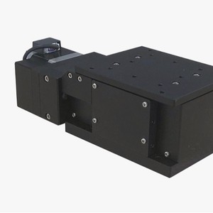 Table de levage horizontale robuste Suruga Seiki KS332-8NC, charge dynamique 1800 kg, équipement de transport sur rail ultra-précision - Product Image 1