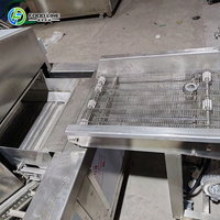 Friteuse à bande continue économe en énergie avec filtre à résidus automatique pour la transformation des aliments et des snacks