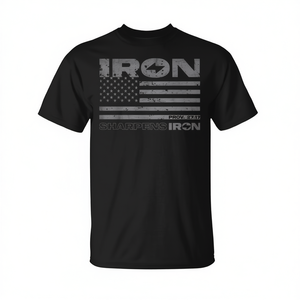 Camiseta Iron Sharpens Iron Distressed con bandera americana, color negro, corte para hombre - Product Image 2