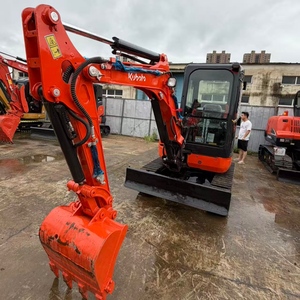 Mini-excavatrice Kubota U27 d'occasion, prête à l'emploi, 2,7 tonnes, petite pelle avec lame de nivellement, en vente. - Product Image 6