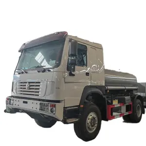 Full Driver Sinotruk LHD RHD HOWO 4000liter Fuel Oil Tanker Refilling Truck With Fuel Dispenser Pump