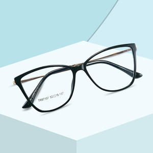 Lunettes anti-lumière bleue œil de chat 87107, monture intégrale TR90, unisexe, avec charnières à ressort métalliques - Product Image 3