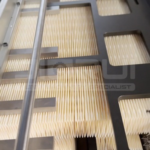 Nouvelle machine à plier le papier filtre à air haute performance pour camions et engins de construction, avec moteur PLC, capacité de <span class=keywords><strong>production</strong></span> de 2 pièces/min - Product Image 4