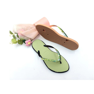 Nuevo producto, <span class=keywords><strong>Chanclas</strong></span> de playa a la moda de verano para <span class=keywords><strong>mujer</strong></span>, <span class=keywords><strong>chanclas</strong></span> <span class=keywords><strong>hawaianas</strong></span> cómodas informales para <span class=keywords><strong>mujer</strong></span>, <span class=keywords><strong>chanclas</strong></span> planas de PVC - Product Image 2
