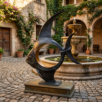 Statue de poisson Koi en bronze moulé à la cire perdue sur mesure - Sculpture aquatique sur mesure pour les intérieurs de luxe, les hôtels et les jardins, sculpture en bronze