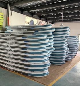 Vente directe d'usine, <span class=keywords><strong>planche</strong></span> <span class=keywords><strong>à</strong></span> <span class=keywords><strong>pagaie</strong></span> gonflable verte personnalisée de nouvelle conception avec accessoires de SUP - Product Image 6