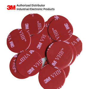 เทปโฟมสองหน้า 3M 5952 VHBB, เทปอะคริลิกสีดำขนาด 1.1 มม. สำหรับการยึดติดโลหะ พลาสติก และพื้นผิวภายนอกอย่างแน่นหนาและถาวร - Product Image 1