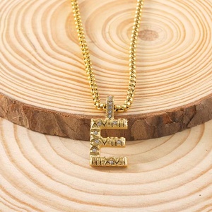 Venta caliente moda Acero inoxidable inicial colgante circón con incrustaciones de circón <span class=keywords><strong>capital</strong></span> 26 letras collar - Product Image 6