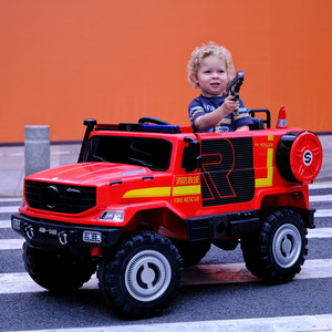 Auto Eléctrico de Juguete Rj Fire Rescue 4x4 Todoterreno para Niños de 2 a 4 Años, Color Rojo, de Plástico, con Control Remoto - Product Image 1