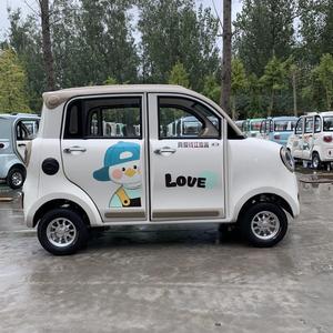 Voitures miniatures électriques entièrement fermées à quatre roues et quatre places, neuves, à énergie nouvelle, fabriquées en Chine, bon marché, pour adultes - Product Image 2