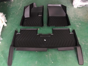 Set di 3 Tappetini Sportivi di Lusso Antiscivolo in TPE, Impermeabili per Bagagliaio Anteriore e Pavimento, Personalizzati 3D di Stile per <span class=keywords><strong>Yaris</strong></span> e Rav4 - Product Image 4