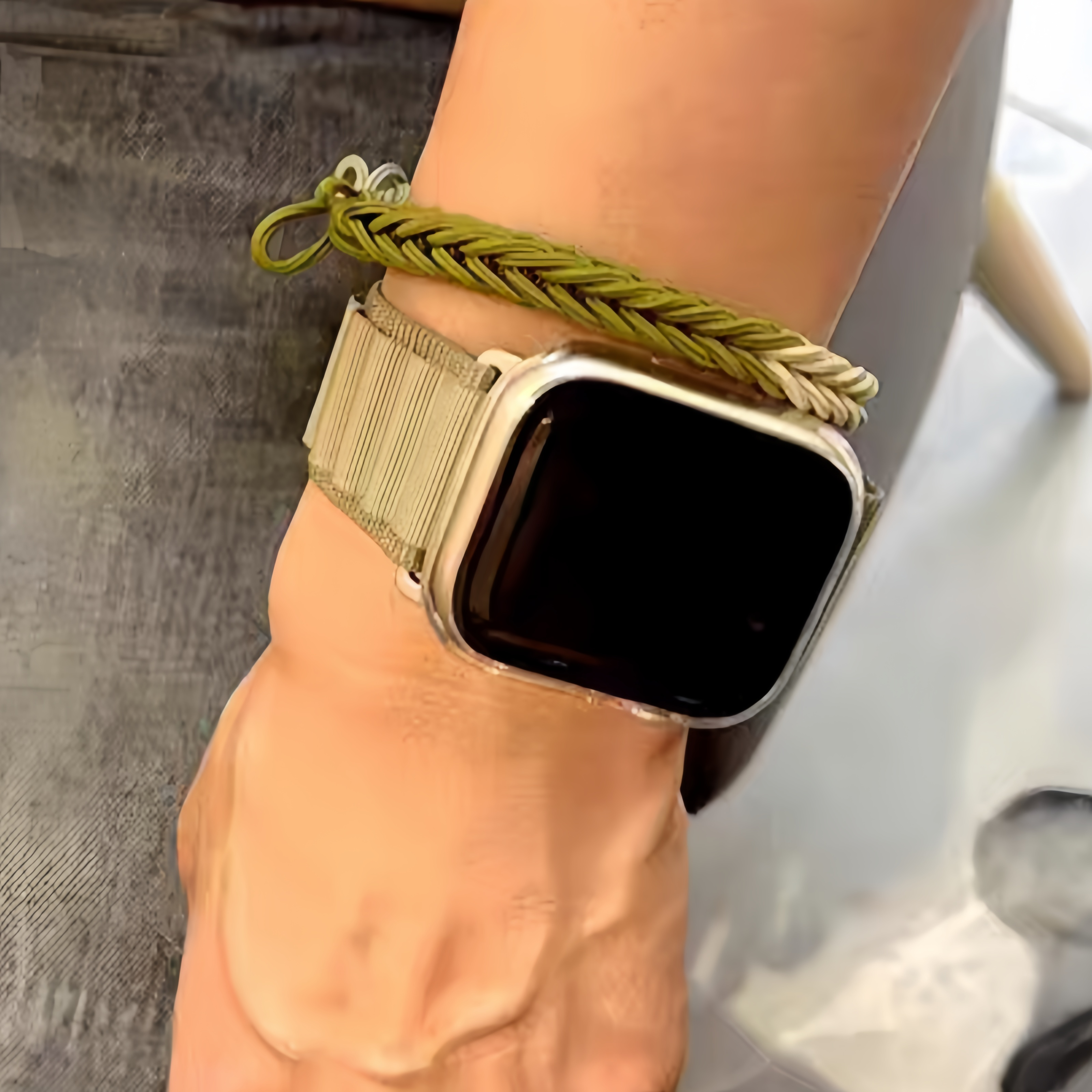 Adjustable Soft Breathable Nylon Sport Watch Bands Fabric Loop Compatible Strap for Apple IWatch Series