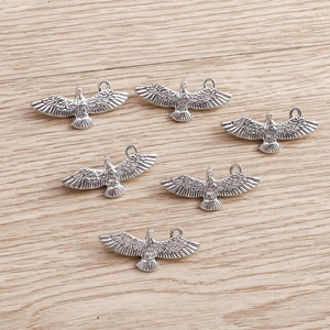 Antique <strong>Sliver</strong> Bronze Gold Color Alloy Eagle Hawk Charms Fit Bracelets Necklace DIY Jewelry Findings - Product Image 6