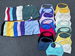 Ensemble <span class=keywords><strong>de</strong></span> yoga sans couture <span class=keywords><strong>de</strong></span> haute qualité pour femmes soutien-gorge dos nu 2 pièces et short <span class=keywords><strong>de</strong></span> sport taille haute équipement d'entraînement respirant - Product Image 3