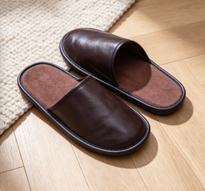 Pantoufles de luxe en laine mérinos pour hommes <span class=keywords><strong>et</strong></span> femmes, confortables <span class=keywords><strong>et</strong></span> chaudes, pantoufles d'intérieur antidérapantes en <span class=keywords><strong>cuir</strong></span> véritable <span class=keywords><strong>et</strong></span> peau de <span class=keywords><strong>mouton</strong></span> - Product Image 1