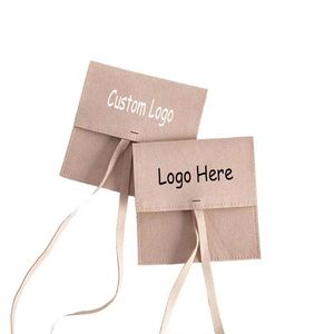 Pochette d'emballage en microfibre suédée avec logo personnalisé et rabat en ruban pour les petites entreprises et les cadeaux de mariage - Product Image 1