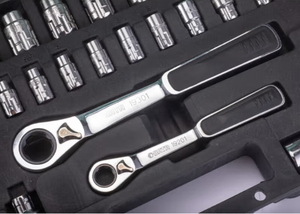 مجموعة أدوات APEX الأمريكية 30 قطعة. طقم أدوات يدوية احترافية من الفولاذ مقاس 13 و2 مم مع حقيبة صلبة وضمان لمدة عام، صنع في الصين للصيانة المهنية - Product Image 4