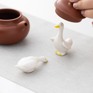 Nouvelle décoration animale en céramique de haute qualité, adorable petit canard, pour la maison et le bureau - Product Image 4