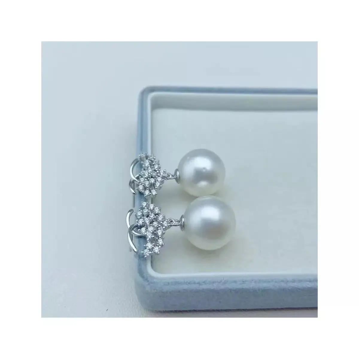 Micro-inlaid Zircon Small Fresh Ear Jewelry Natural Freshwater Pearl S925 Silver Stud Earrings