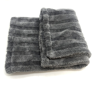 Chiffon de nettoyage en <span class=keywords><strong>tissu</strong></span> torsadé mélangé <span class=keywords><strong>polaire</strong></span> corail 1200 GSM de qualité supérieure, 50x80cm, gris, haute densité, épaisseur premium, pour lavage de voiture et usage domestique - Product Image 3