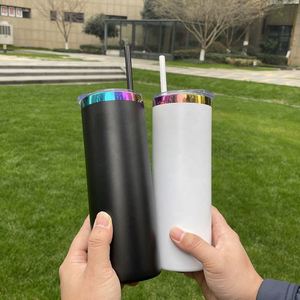 Vaso de Viaje de Acero Inoxidable con Recubrimiento en Polvo de 20 oz, Plateado Arcoíris por Debajo, Aislado al Vacío, Diseño Delgado y Recto - Product Image 4