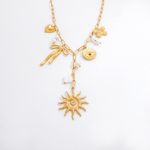 Collar de Acero Inoxidable de Alta Gama con Colgante de Sol y Tarot con Baño de Oro de 18K, Cadena de Eslabones Moderna para Joyería de Otoño e Invierno - Product Image 4