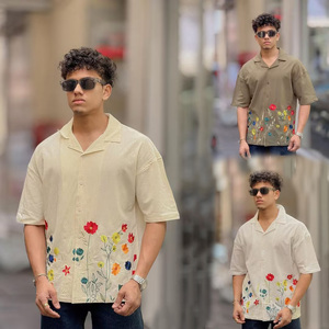 Camisa de Hombre Estilo Urbano Personalizada, de Algodón/Lino, con Botones Bordados, Manga Corta, Estampado Floral, Ecológica y Transpirable - Product Image 1
