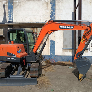 Livraison gratuite Doosan DX55-9C Mini pelleteuse d'occasion Construction 5 tonnes DX55 EPA CE Petite pelleteuse d'occasion - Product Image 4