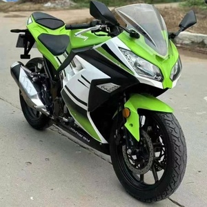 Motocicletas CF Usadas, Motor Bicilíndrico Refrigerado por Agua, Motor sin Escobillas de 200-400cc, Auto Deportivo para Carreras en Carretera >80km/h - Product Image 3