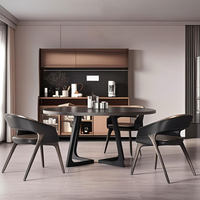 Fauteuil en cuir noir luxueux avec pieds en bois massif, adapté au salon, à la salle à manger, au bureau, à l'hôtel, au restaurant et à la villa