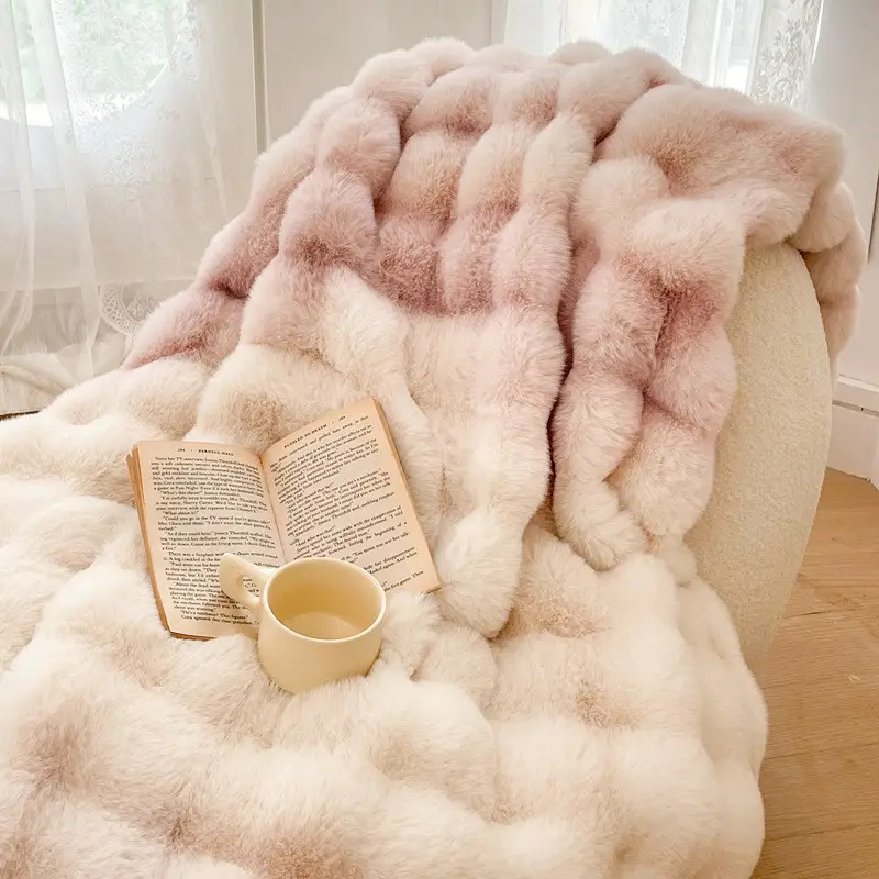 Factory Custom Shaggy Faux Fur Tuscan Throw Blanket Fluffy Plush Fleece Thick Warm Blankets for Bed Sofa Couch Home Decora