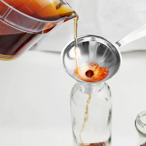 Meilleure Vente : Ensemble de mini entonnoirs de cuisine en acier inoxydable avec filtre à huile et entonnoir à poudre à long manche - Product Image 4