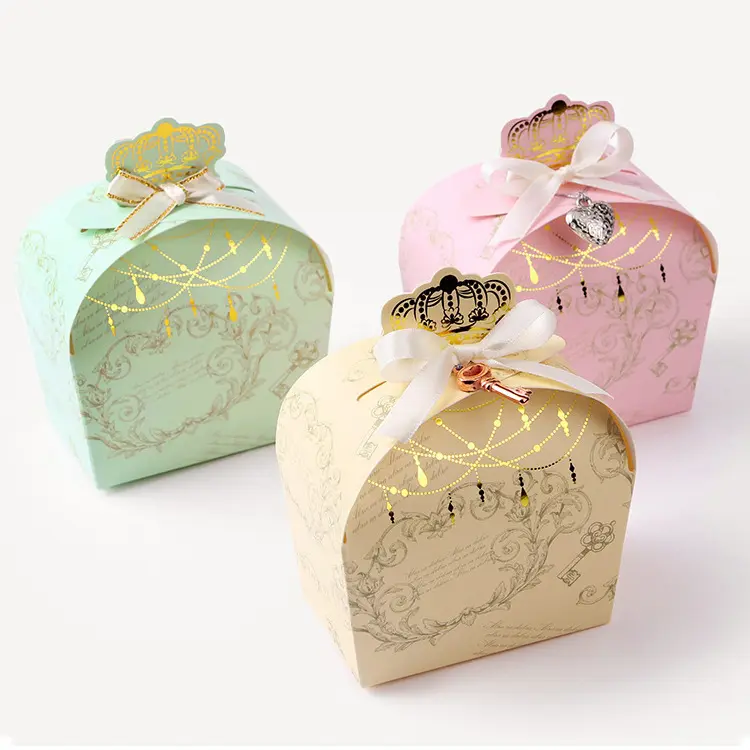 Luxury Decorative Treats Boxes Paper Packaging Gift Box for Christmas Birthdays Holidays Weddings